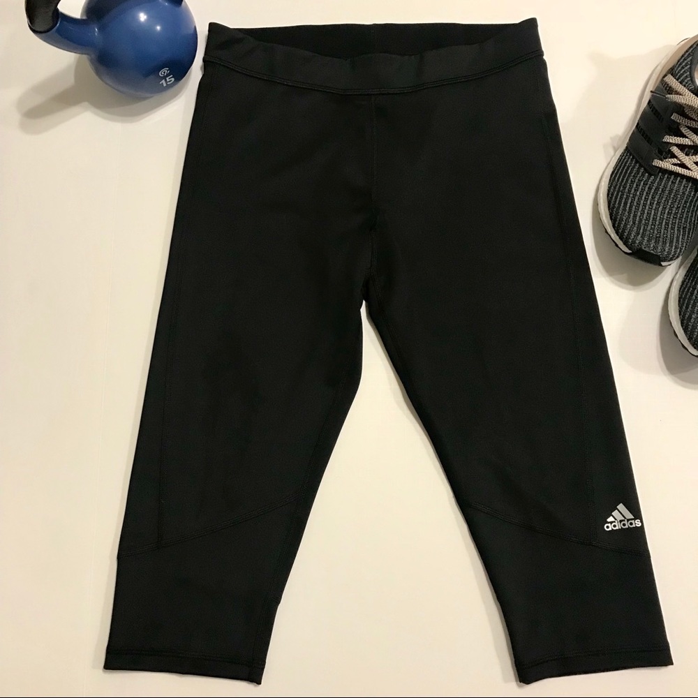 NWT Adidas Techfit Capri Tights Black